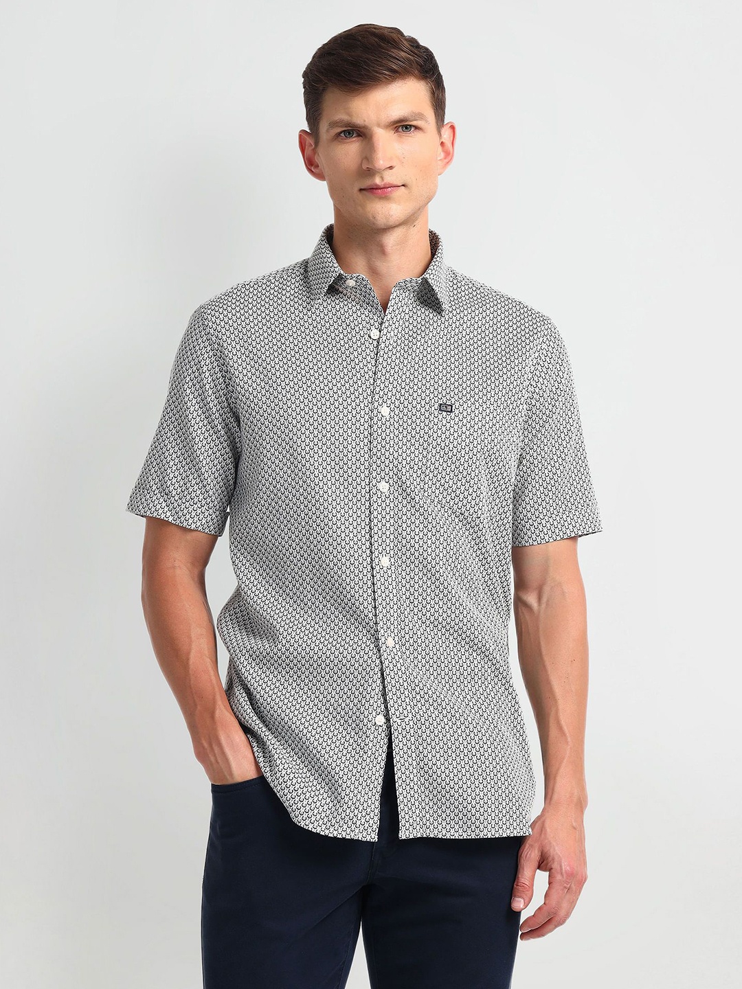 

Arrow Men Classic Spread Collar Micro Ditsy Printed Cotton Casual Shirt, Grey