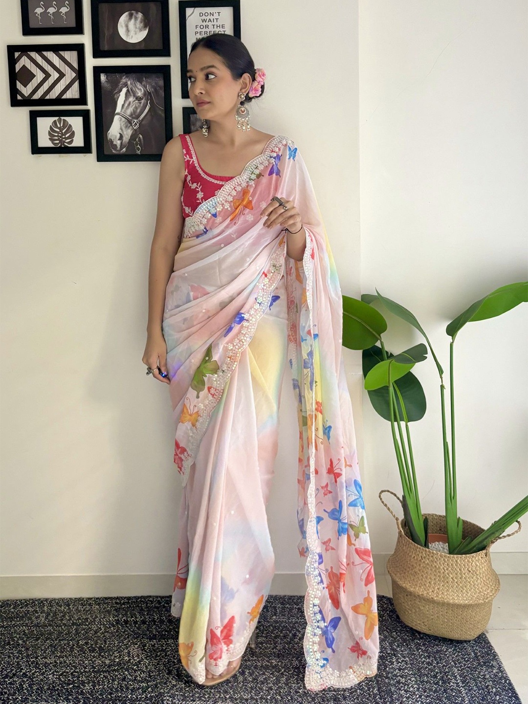 

LeeliPeeri Designer Floral Embroidered Saree, White