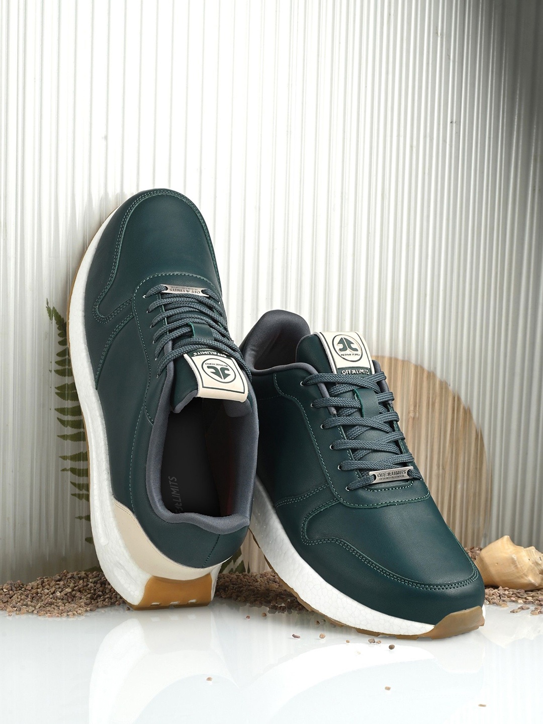 

OFF LIMITS Men Sneakers, Green