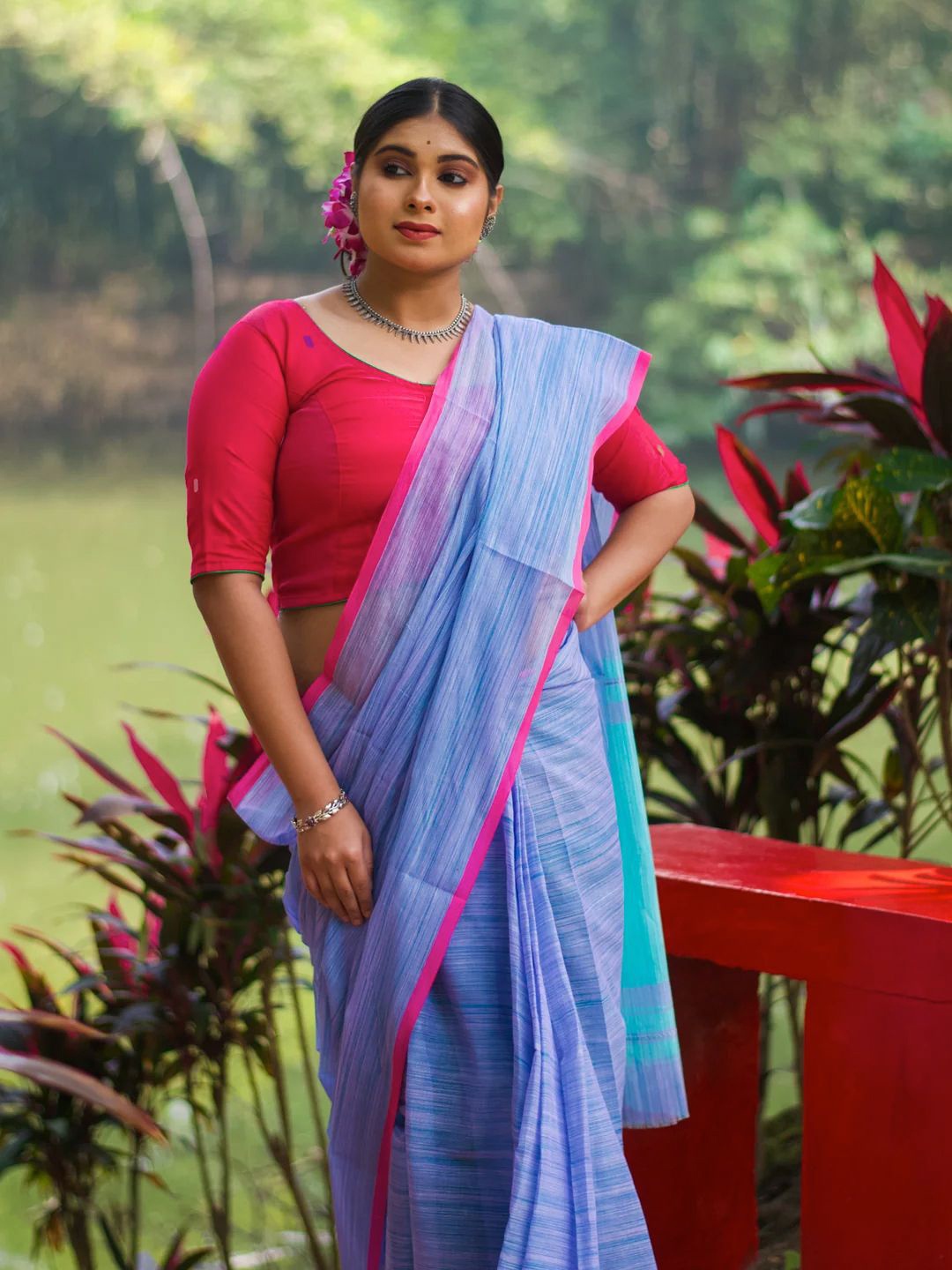 

Uttariya Striped Pure Cotton Saree, Blue