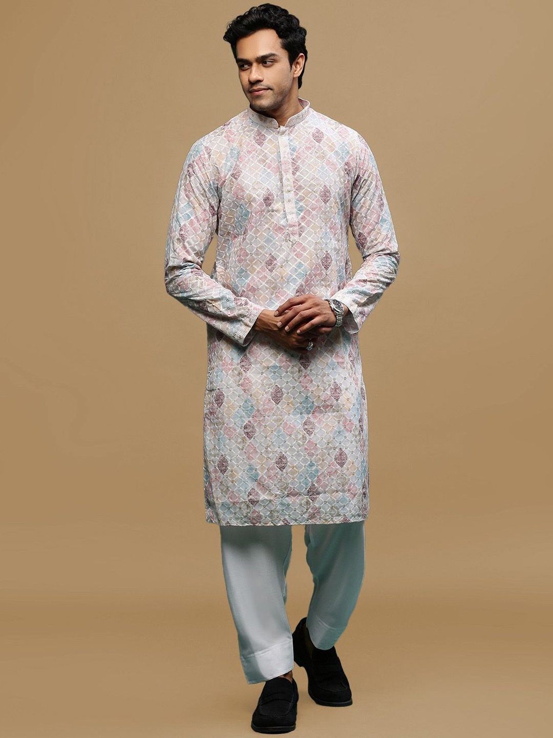 

Sanwara Ethnic Motifs Printed & Embroidered Chikankari Straight Kurta with Patiala, Pink