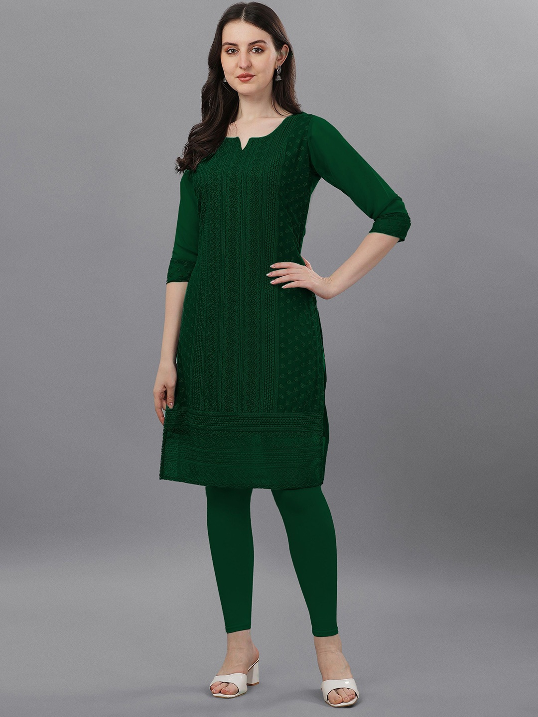 

Trillmixa Women Ethnic Motifs Embroidered Chikankari Straight Kurta, Green