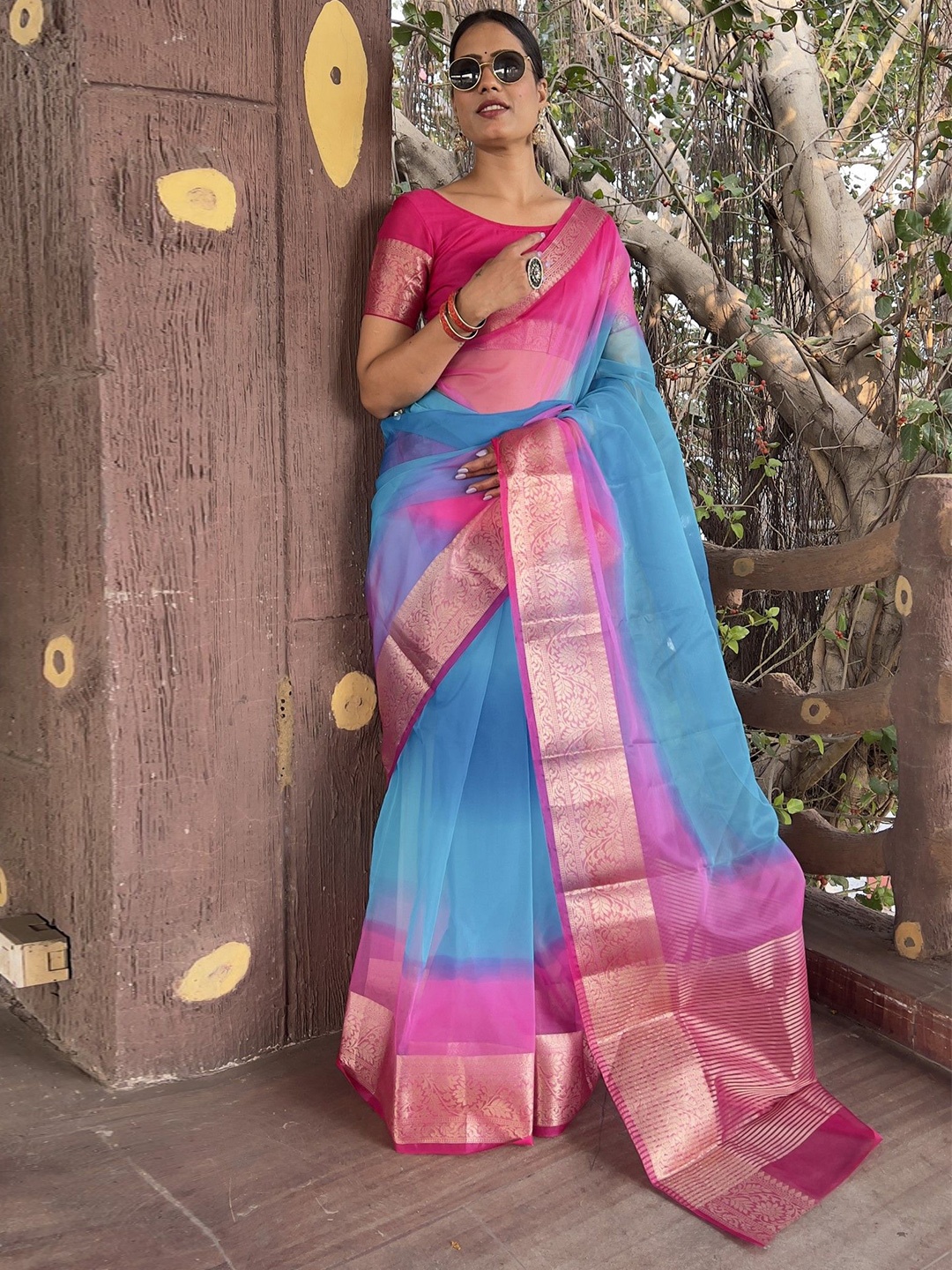 

LeeliPeeri Designer Colourblocked Zari Organza Saree, Blue