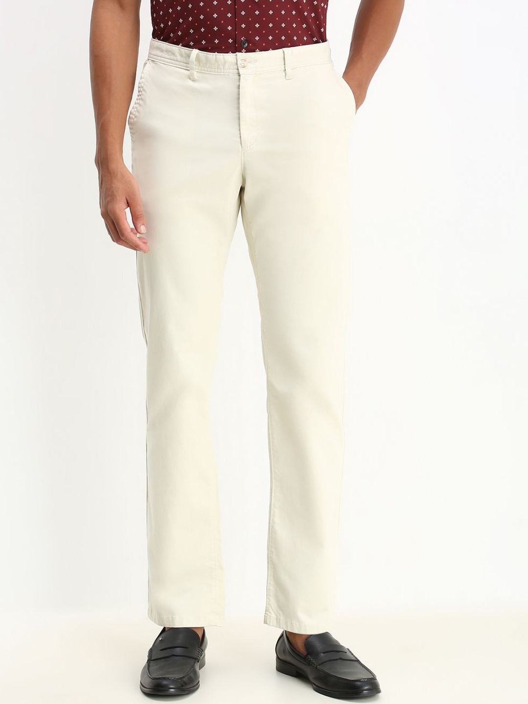 

Allen Solly Men Solid Regular Trousers, Cream