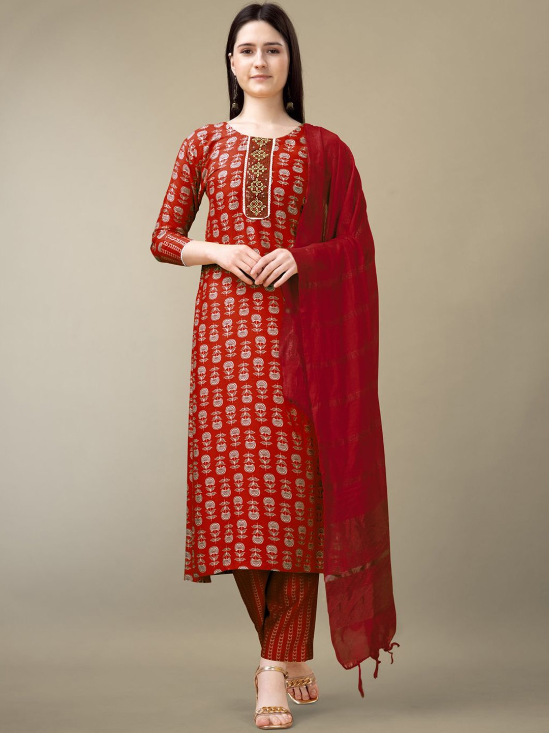 

WILNERCROWN Ethnic Motifs Printed Thread Work Straight Kurta with Trousers & Dupatta, Maroon