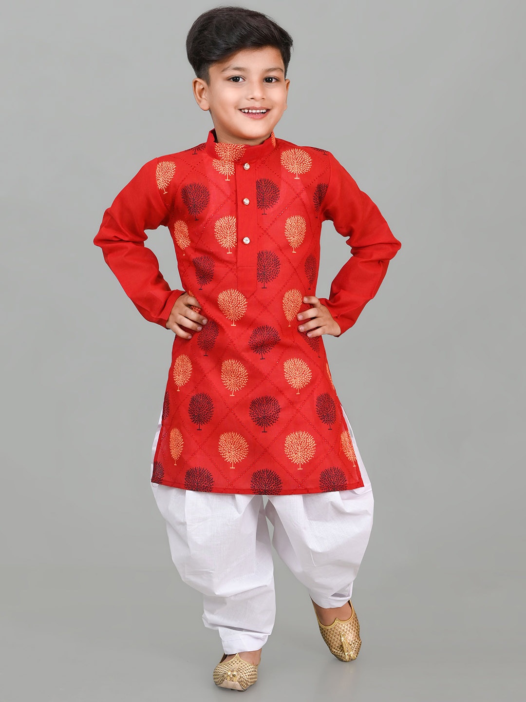 

NFC CREATION Boys Floral Printed Mandarin Collar Straight Kurta With Patiala, Red