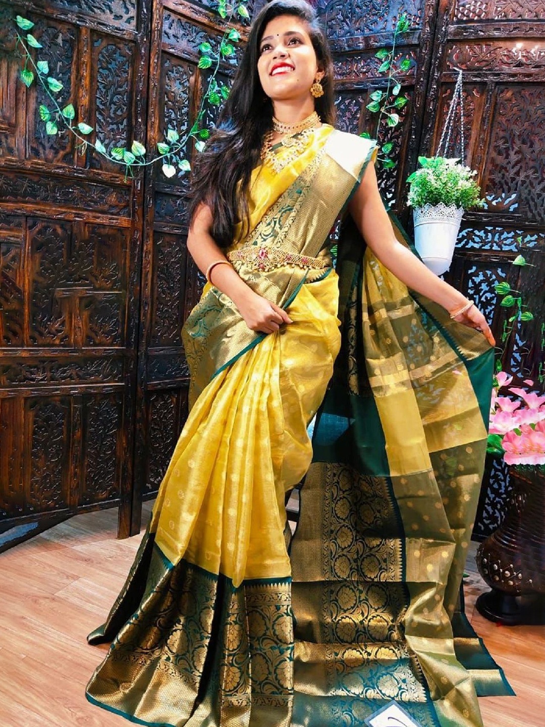 

Aika Women Woven Design Saree With Zari Border, Yellow