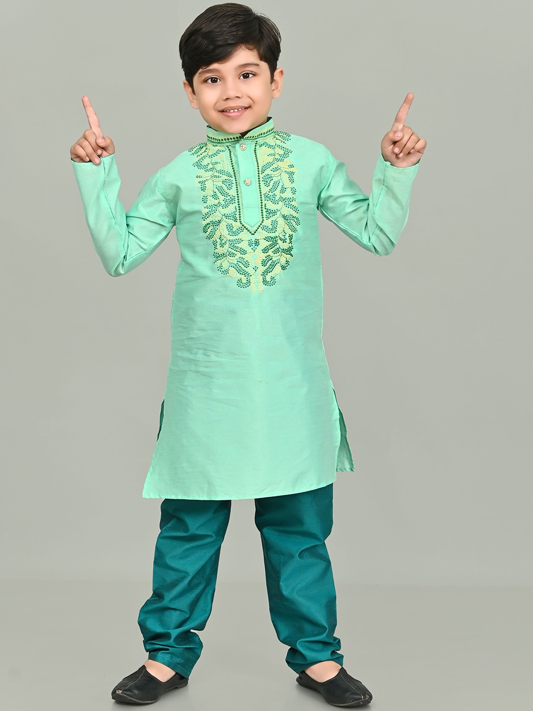 

NFC CREATION Boys Ethnic Motifs Yoke Design Thread Work Dupion Silk Kurta with Pyjamas, Sea green