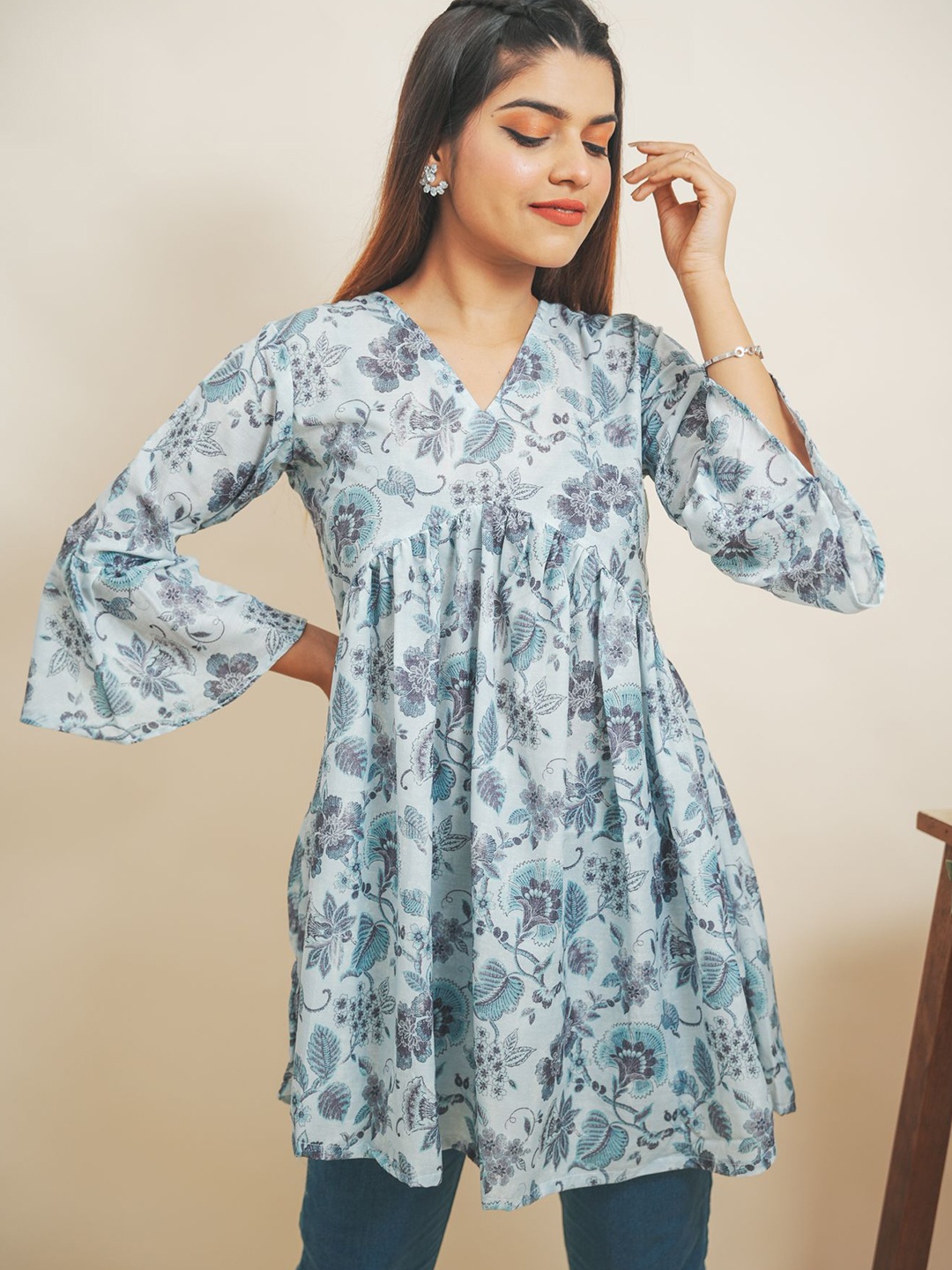 

GO BOUJEE Floral Print Bell Sleeve Top, Multi