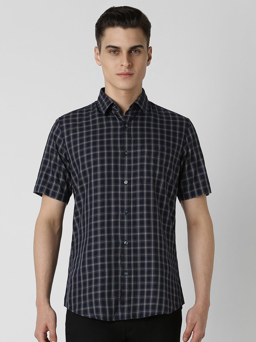 

Van Heusen Sport Men Spread Collar Tartan Checked Cotton Slim Fit Casual Shirt, Navy blue
