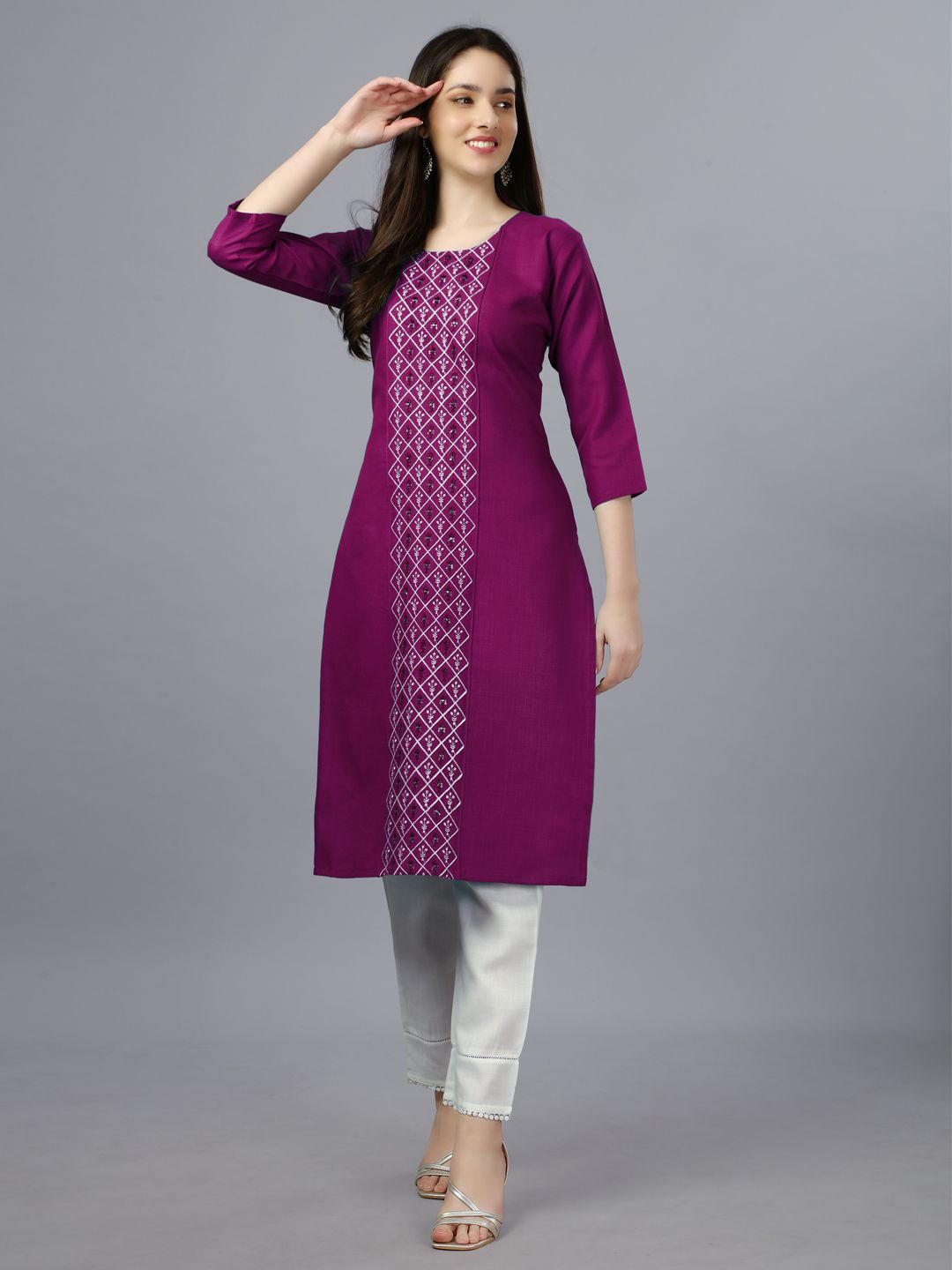 

WILNERCROWN Women Ethnic Motifs Embroidered Kurta, Purple