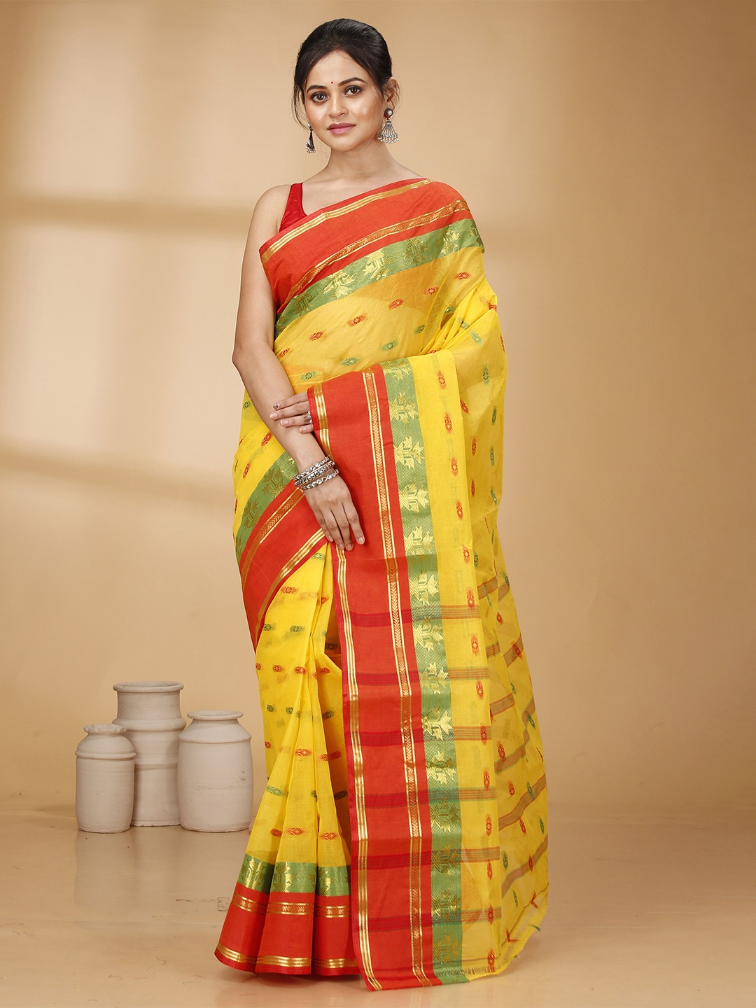 

Ruuprekha Woven Design Zari Pure Cotton Taant Saree, Yellow