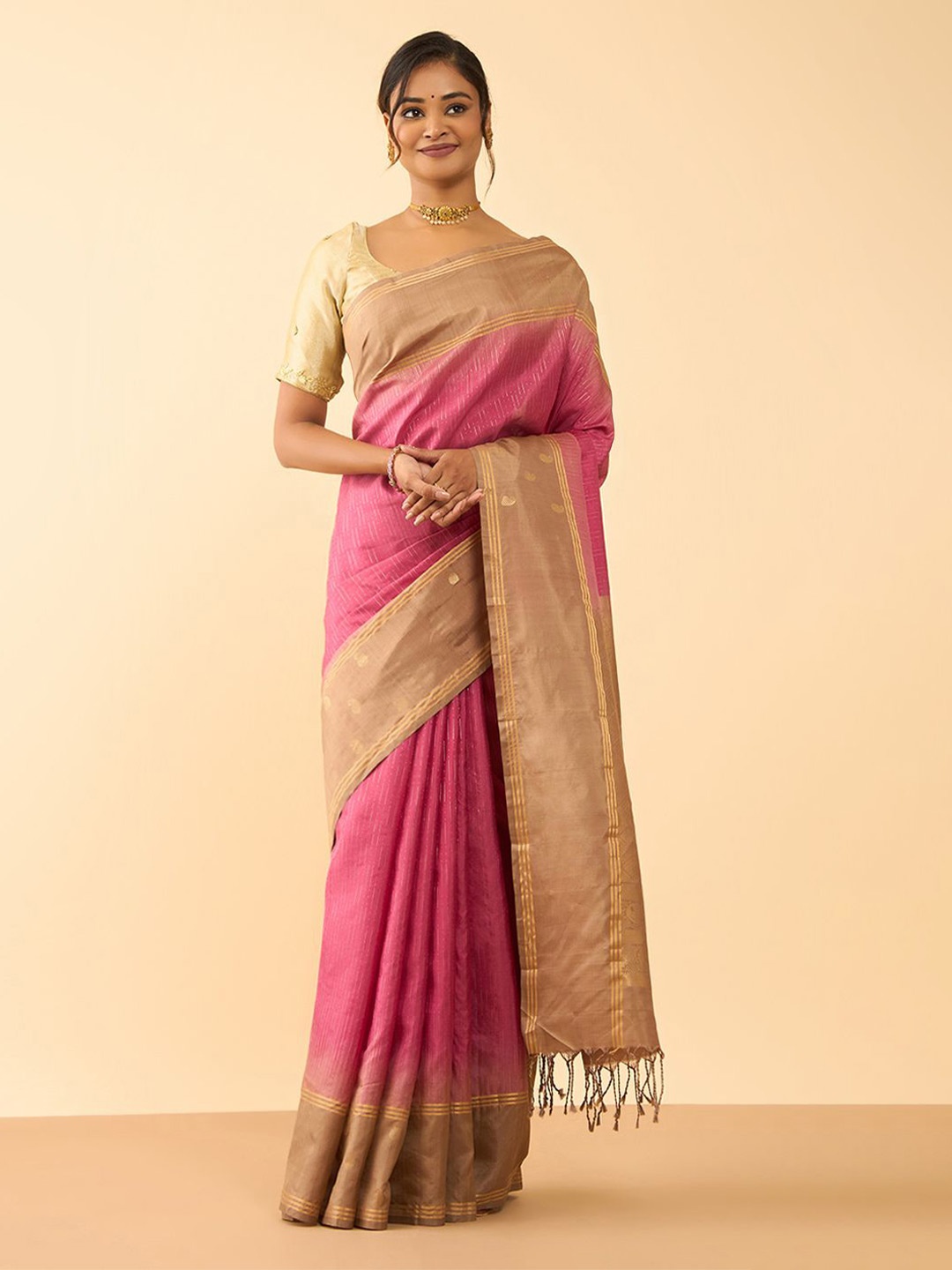 

Taneira Woven Design Zari Pure Silk Kanjeevaram Saree, Pink