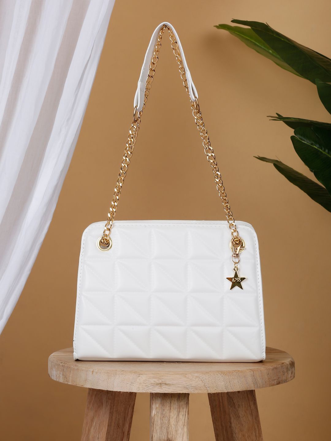 

Apsis Textured PU Structured Handheld Bag with Quilted, White