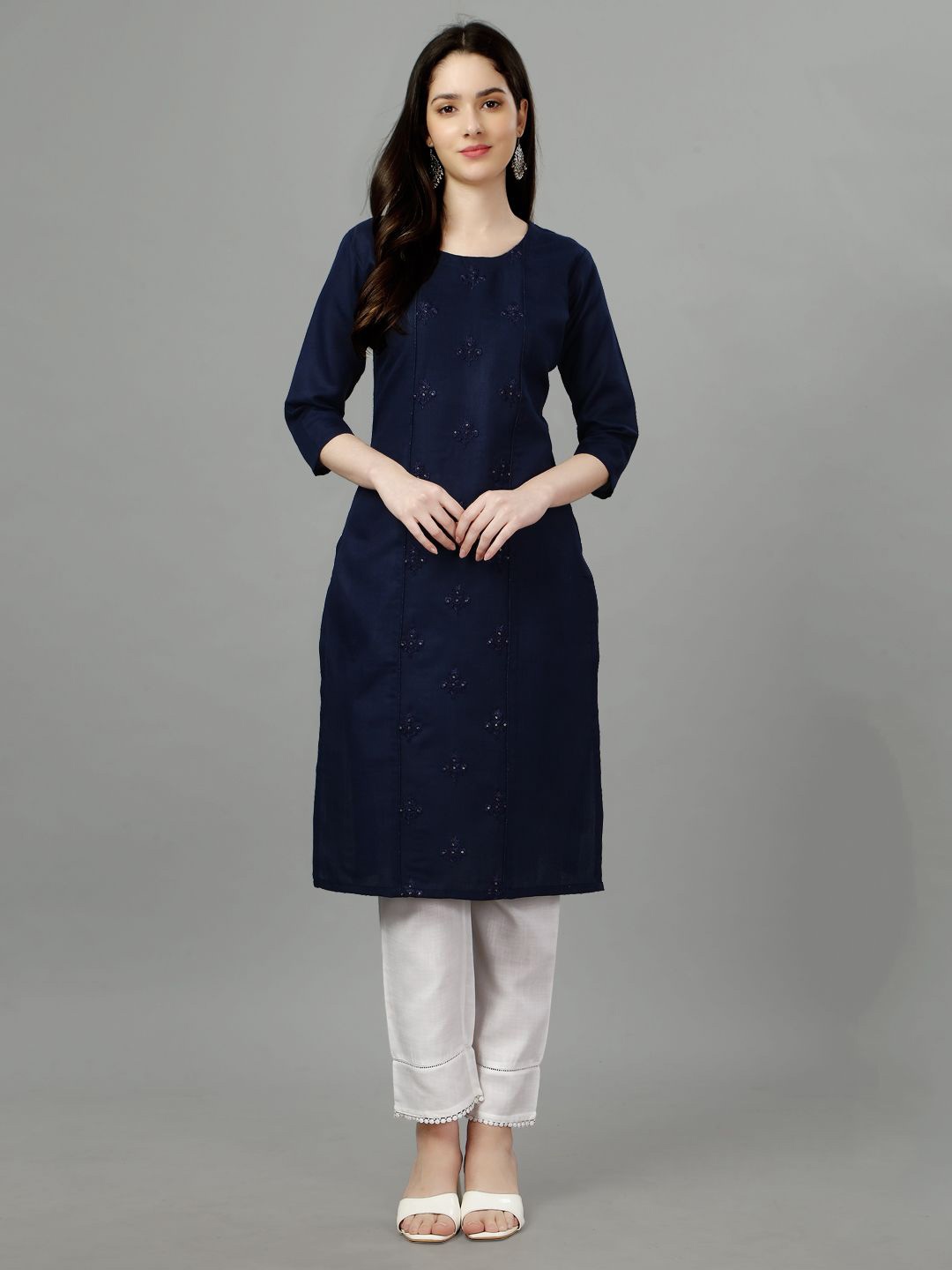 

WILNERCROWN Embroidered Straight Kurta, Navy blue