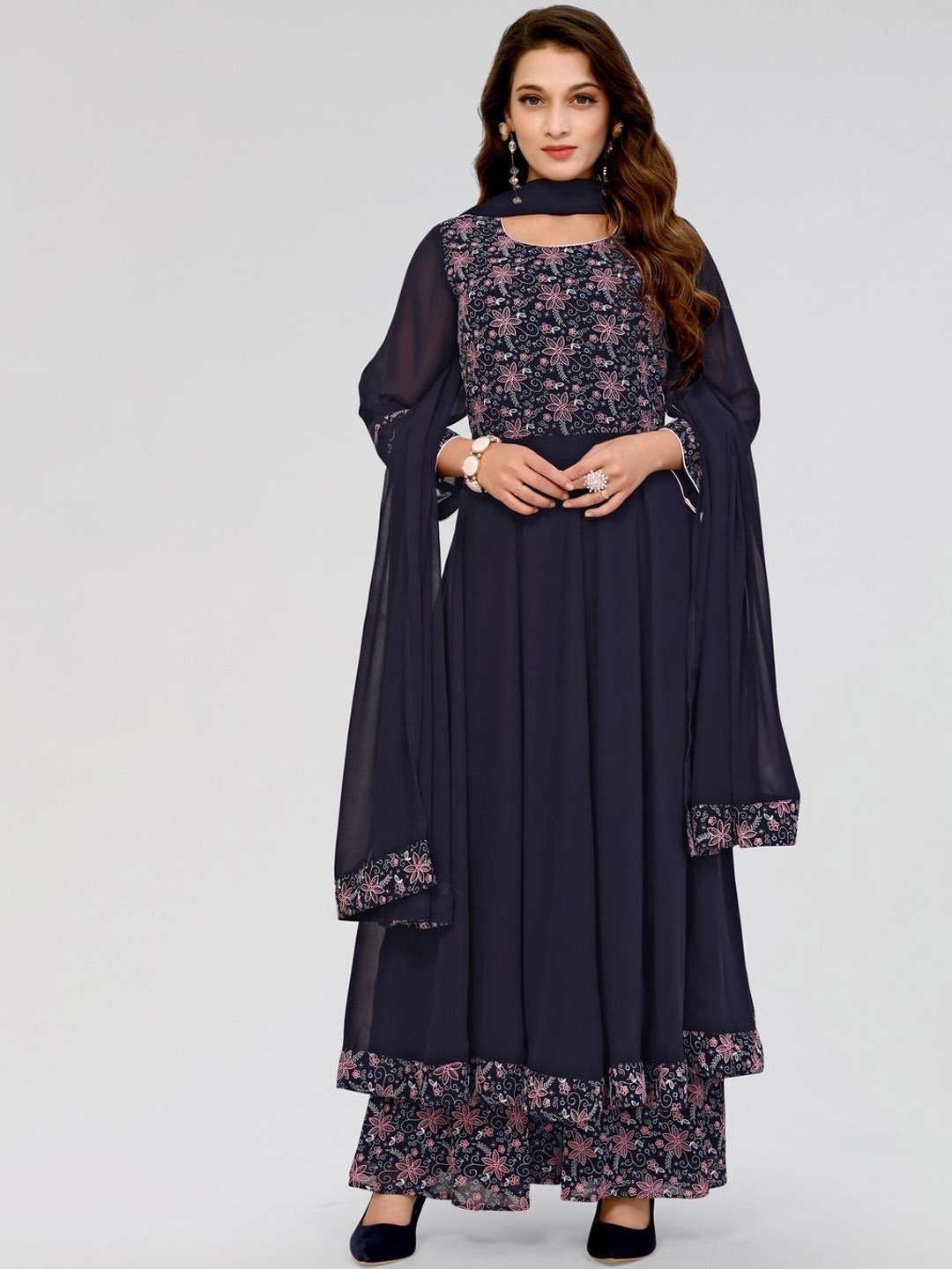 

PYARI - A style for every story Ethnic Motifs Printed Georgette Anarkali Kurta Set, Navy blue