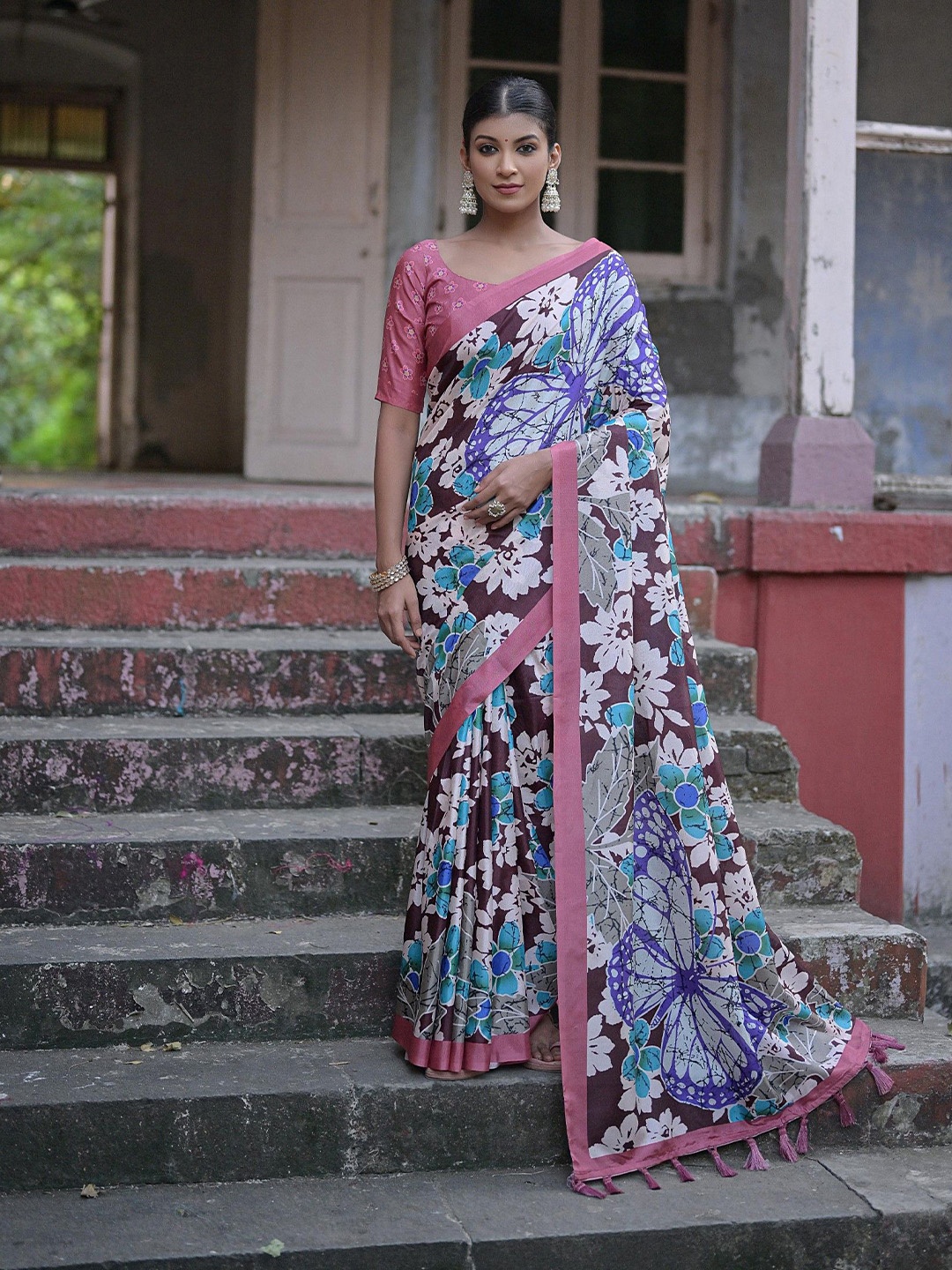 

LeeliPeeri Designer Ethnic Motif Silk Blend Saree, Burgundy