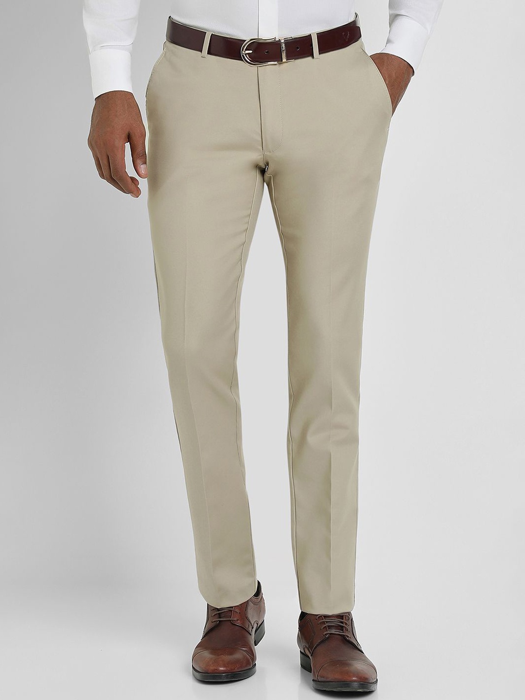 

Allen Solly Sport Men Slim Fit Trousers, Beige