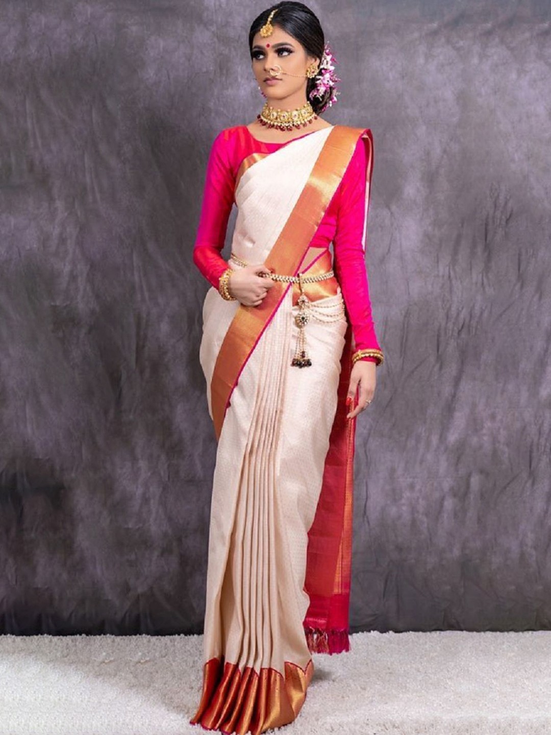 

Aika Woven Design Zari Pure Silk Kanjeevaram Saree, White