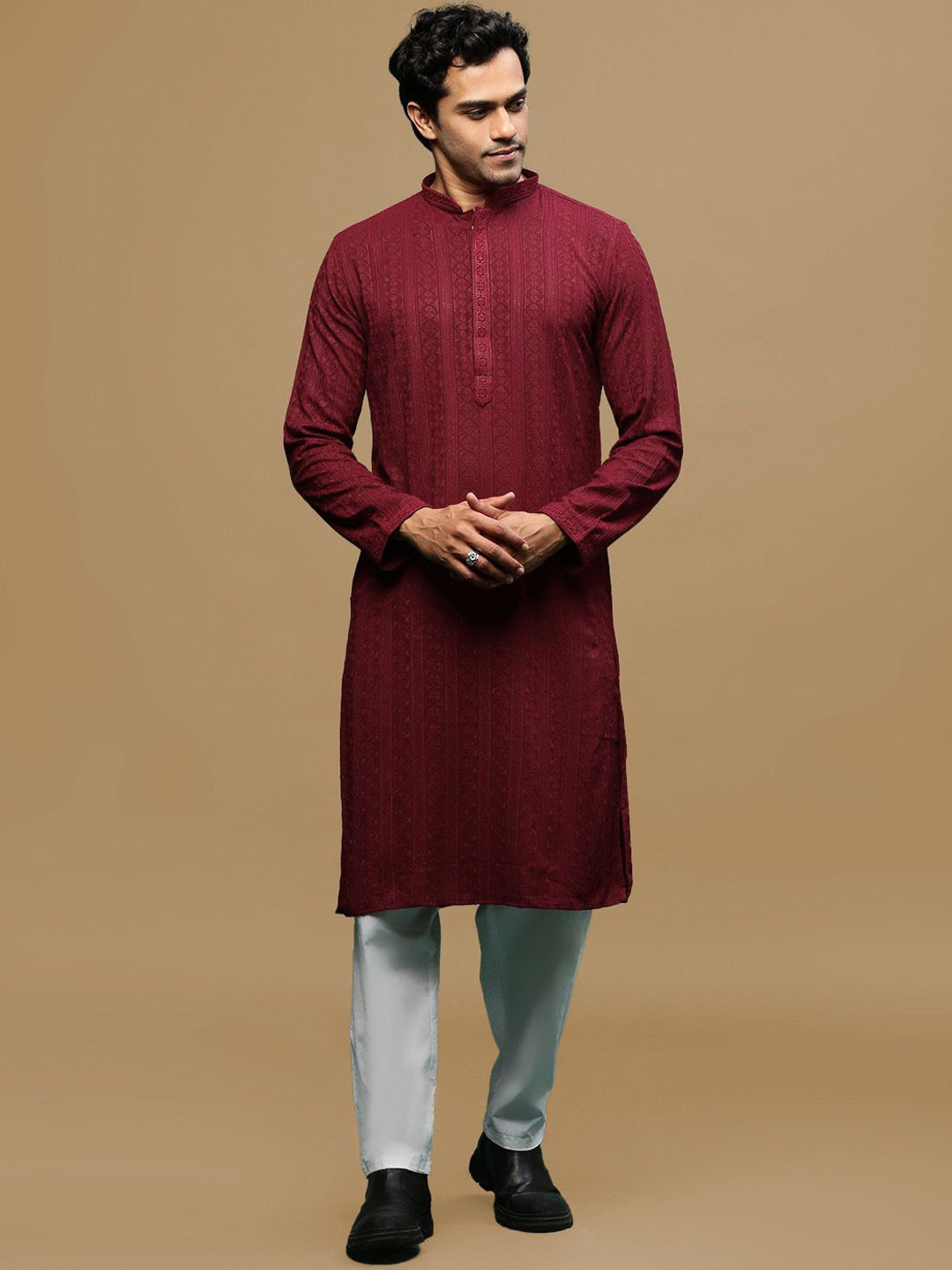 

Sanwara Floral Embroidered Chikankari Mandarin Collar Straight Kurta with Pyjamas, Maroon