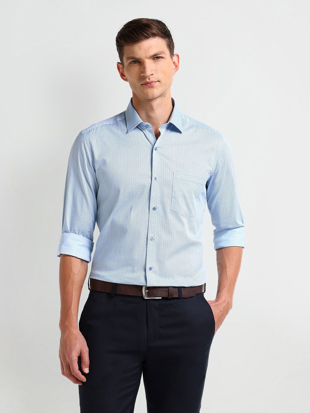 

Arrow Men Modern Spread Collar Micro Ditsy Printed Cotton Slim Fit Formal Shirt, Blue