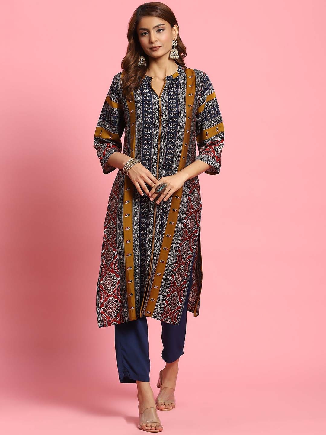 

Shree Ethnic Motifs Printed Mandarin Collar Chanderi Silk Kurta, Olive