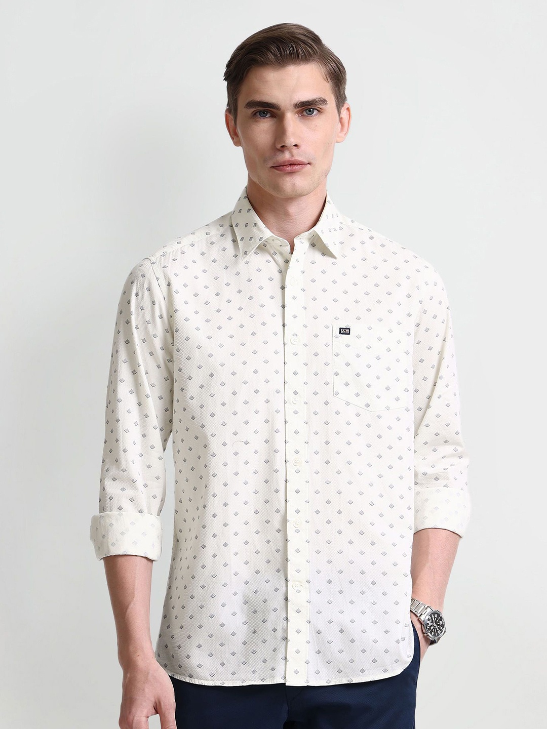 

Arrow Men Modern Spread Collar Geometric Printed Cotton Slim Fit Casual Shirt, White