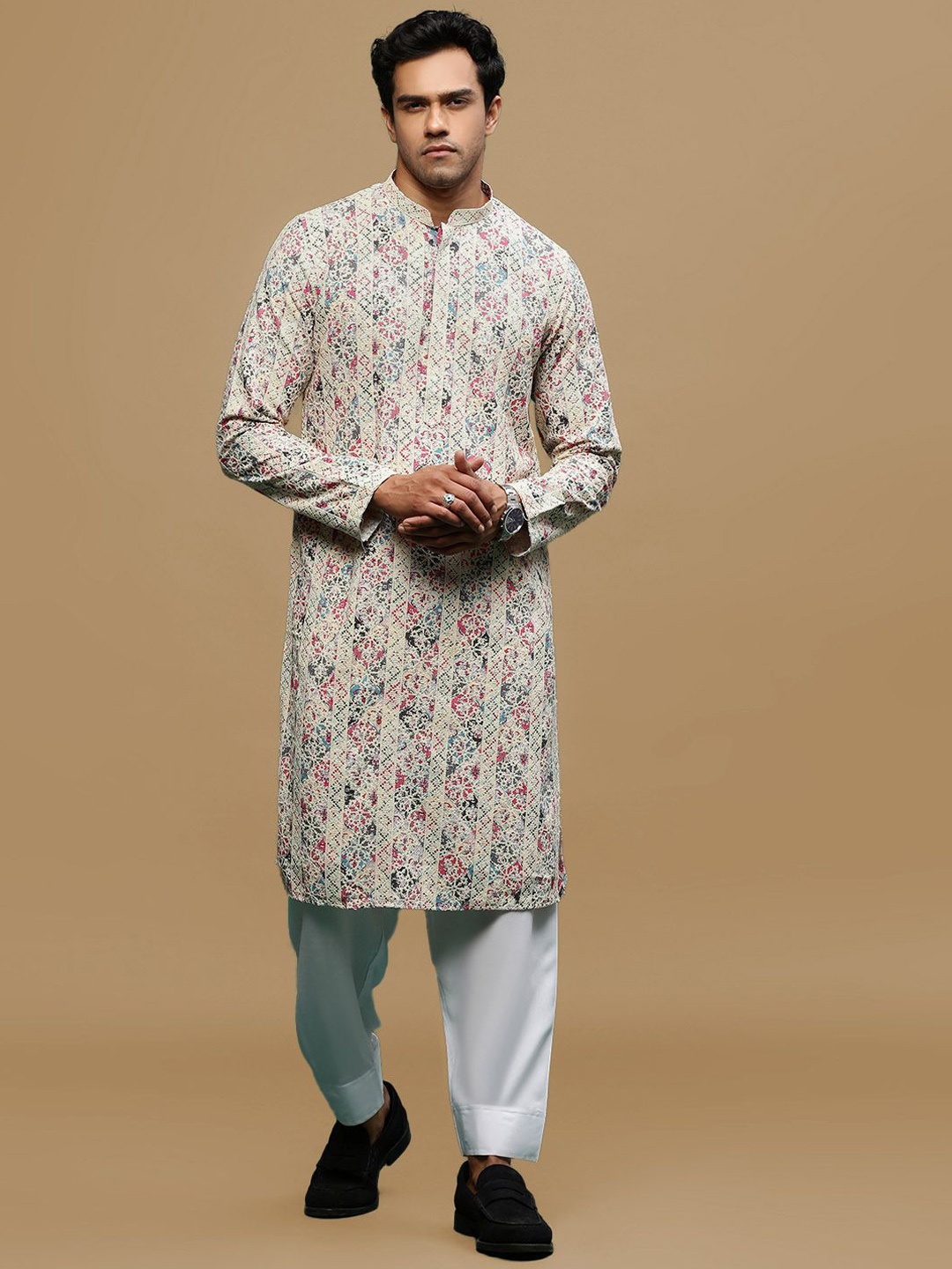 

Sanwara Ethnic Motifs Printed & Embroidered Chikankari Straight Kurta with Patiala, Red