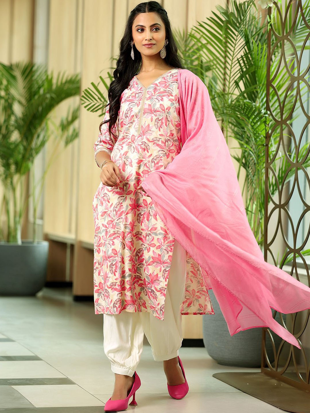 

Libas Floral Printed Straight Sequinned Kurta with Salwar & Dupatta, Pink