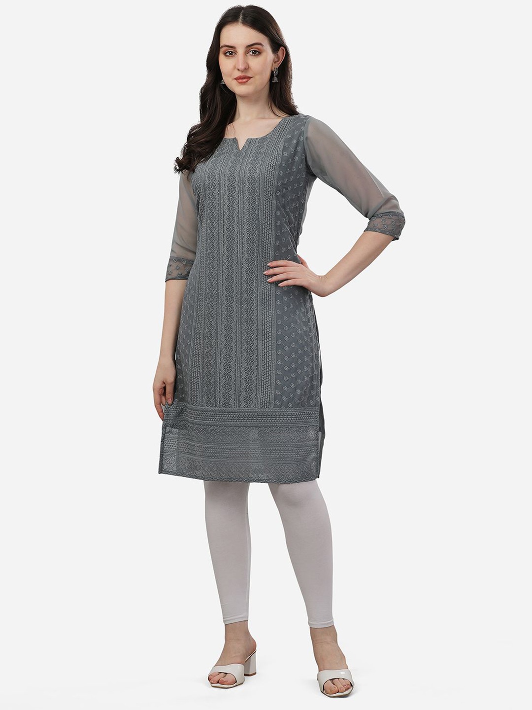 

Trillmixa Ethnic Motifs Embroidered Chikankari Kurta, Grey