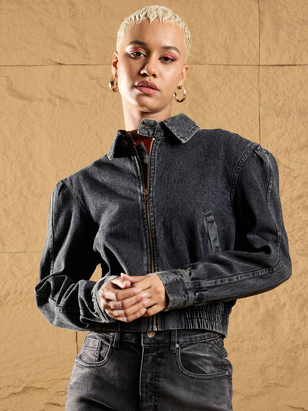 

SASSAFRAS Women Crop Denim Jacket, Black