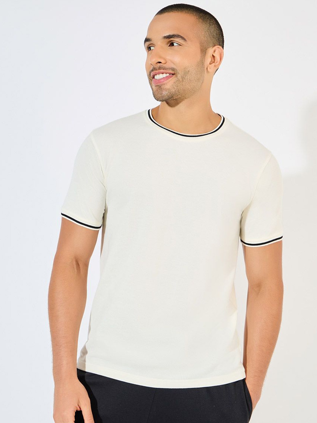 

Styli Men Basic Pique Crew Neck Ringer T-Shirt, Off white