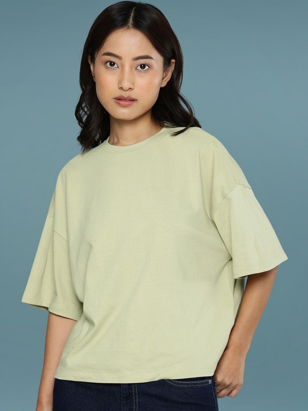 

DressBerry Women Drop-Shoulder Sleeves Boxy T-shirt, Olive