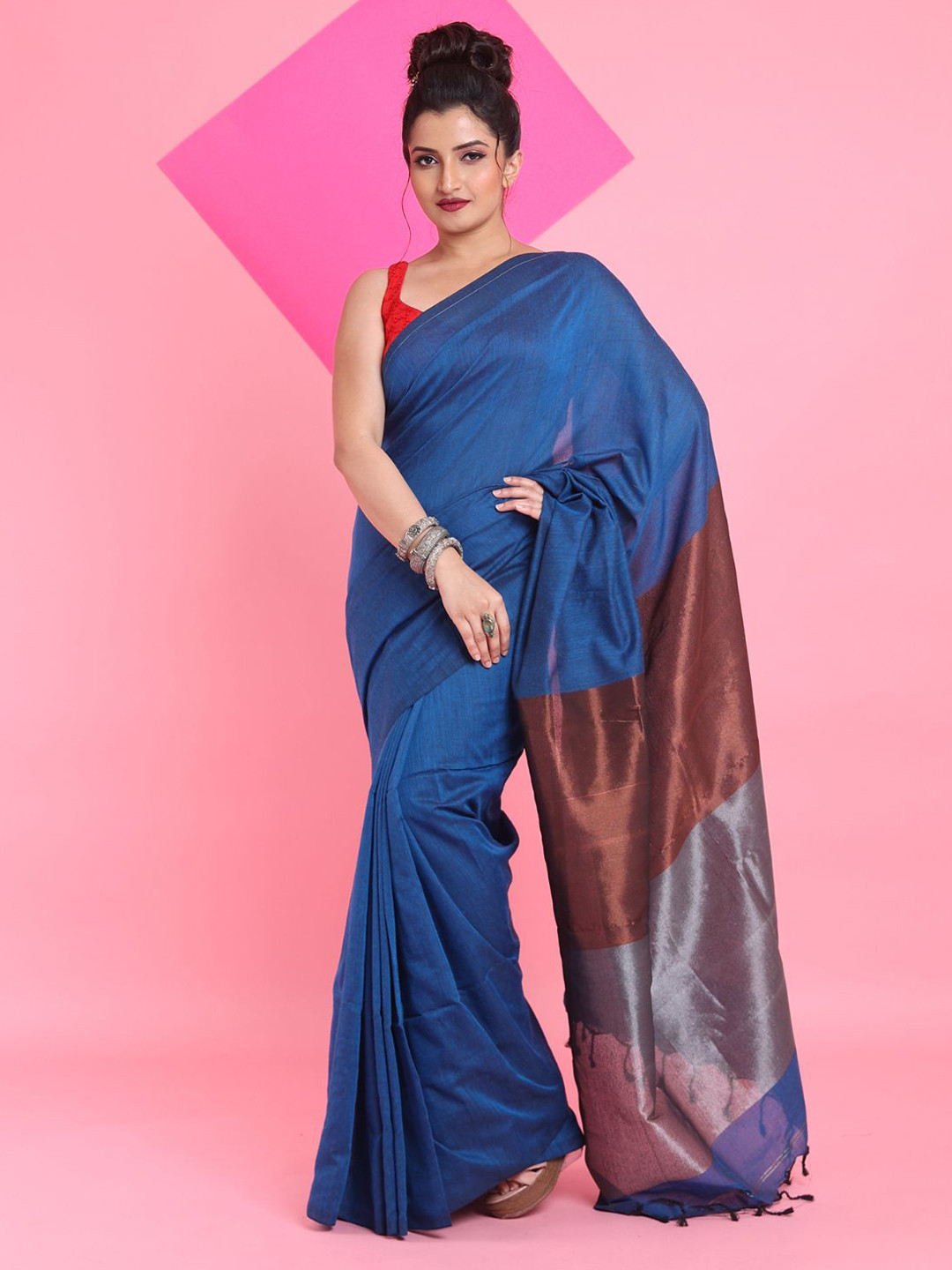 

Arhi Women Solid Ombre Printed Pure Cotton Saree, Blue