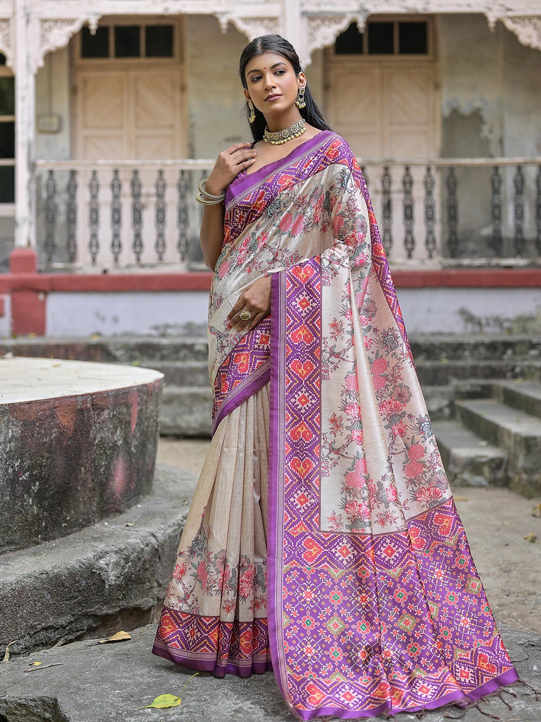 

LeeliPeeri Designer Floral Silk Blend Tussar Saree, Purple