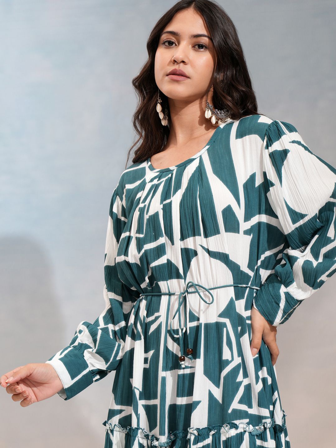 

Vishudh Floral Print Fit & Flare Knee Length Dress, Blue