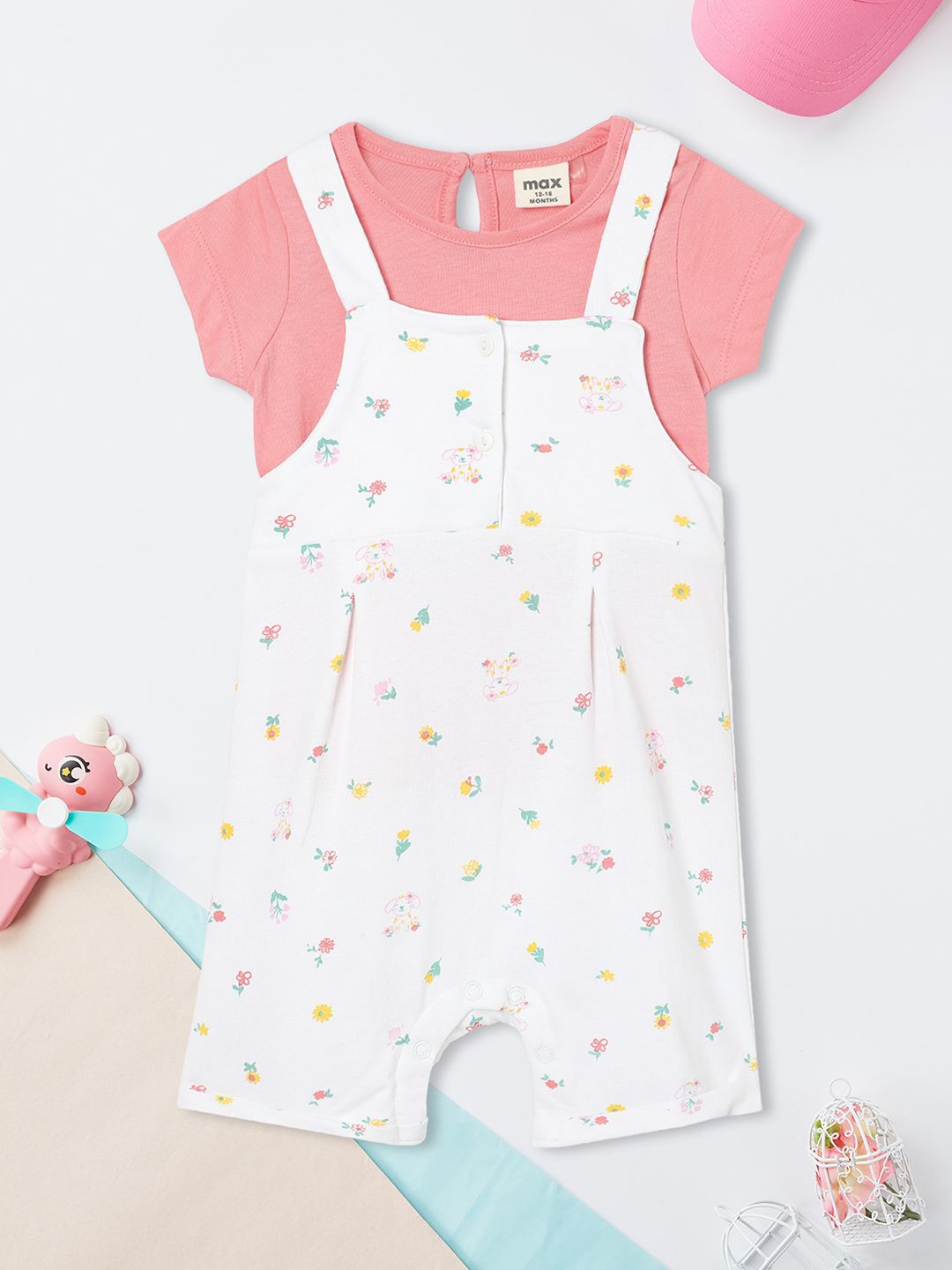 

max Girls Printed Pure Cotton T-shirt With Dungaree, Beige