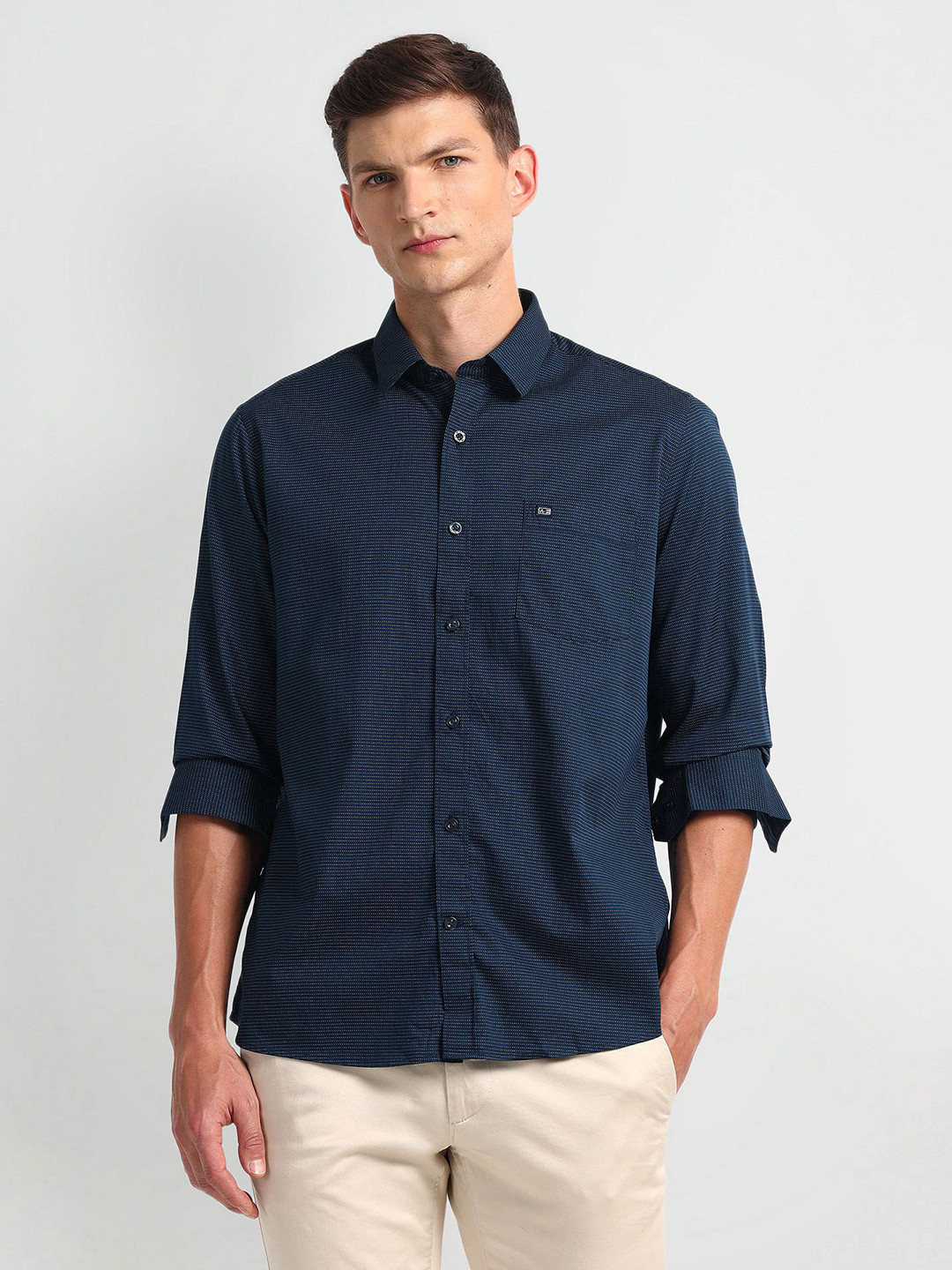 

Arrow Men Classic Spread Collar Solid Cotton Casual Shirt, Navy blue