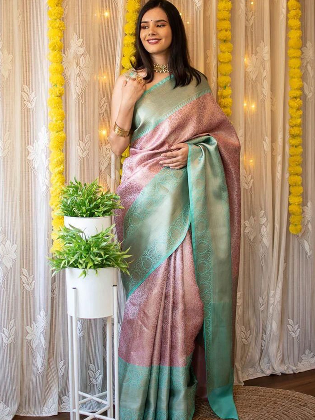 

LeeliPeeri Designer Woven Design Saree With Zari Border, Pink