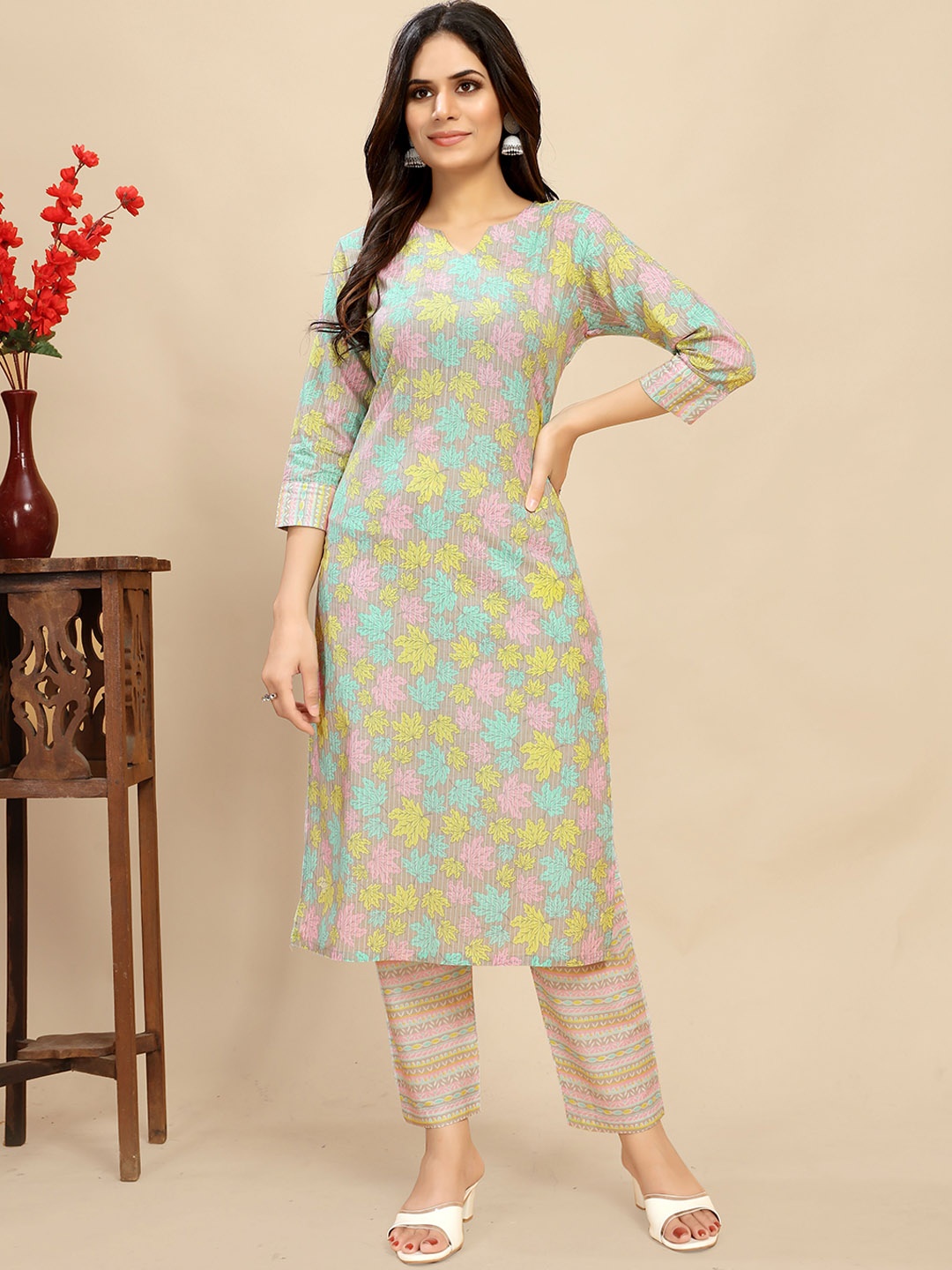 

AWRIYA Floral Printed Notch Neck Pure Cotton Straight Kurta With Trousers, Yellow