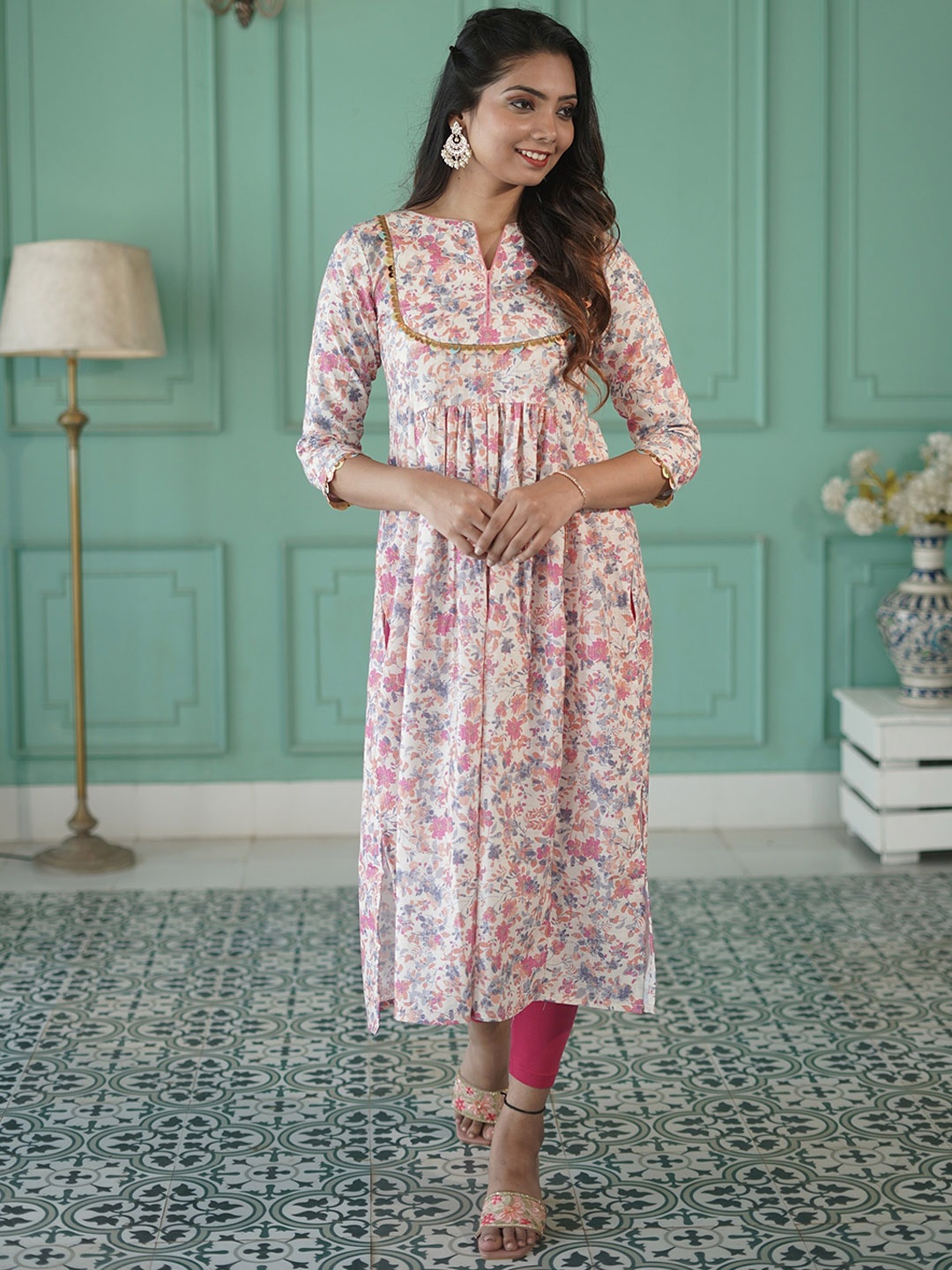 

GO BOUJEE Floral Printed Kurta, Pink