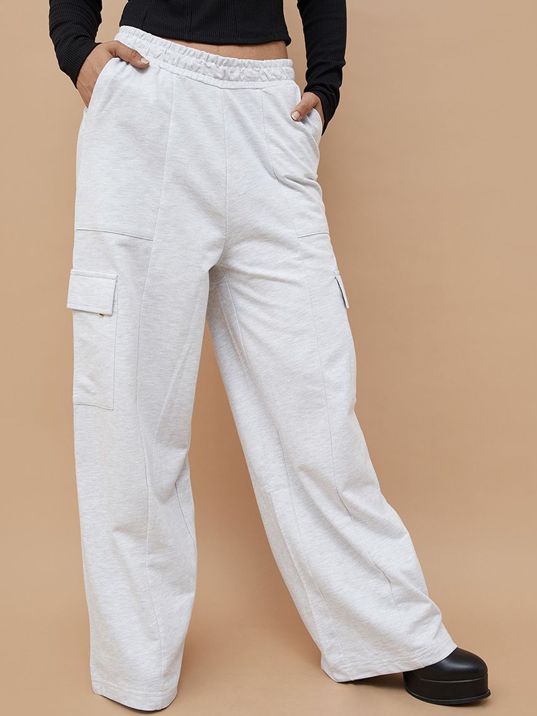 

Ginger by Lifestyle Women Trousers, White