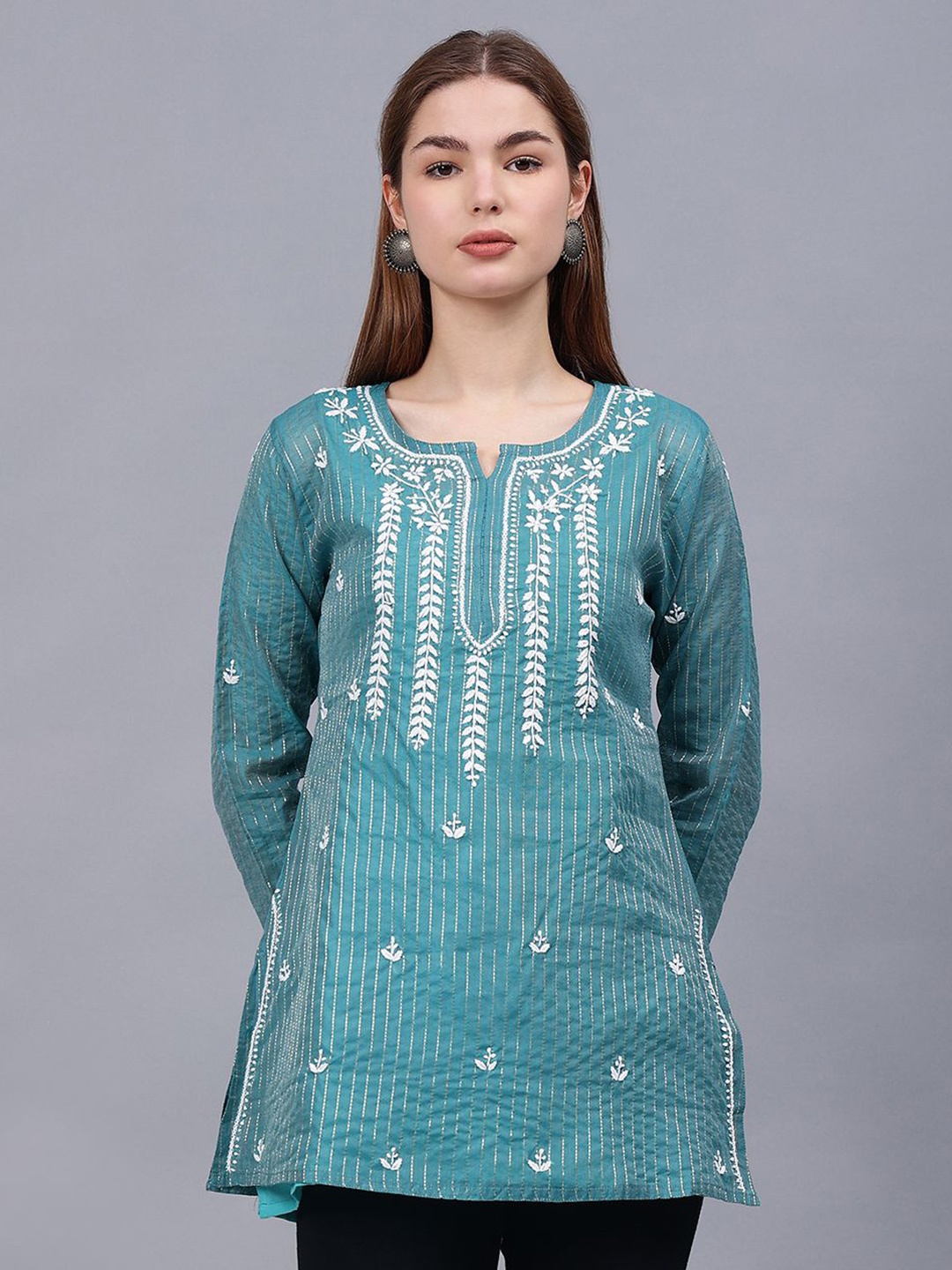 

Seva Chikan Ethnic Motifs Embroidered Chikankari Handloom Chikankari Kurti, Green