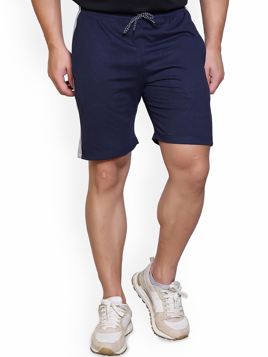 

STARFOX Men Striped Slim Fit Technology Shorts, Navy blue