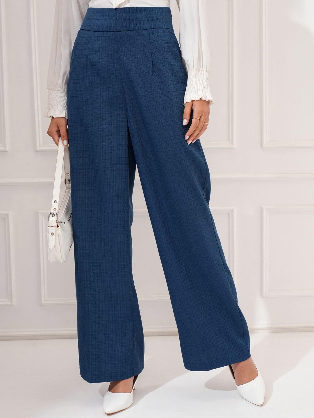 

Tokyo Talkies Women Flared Trousers, Blue