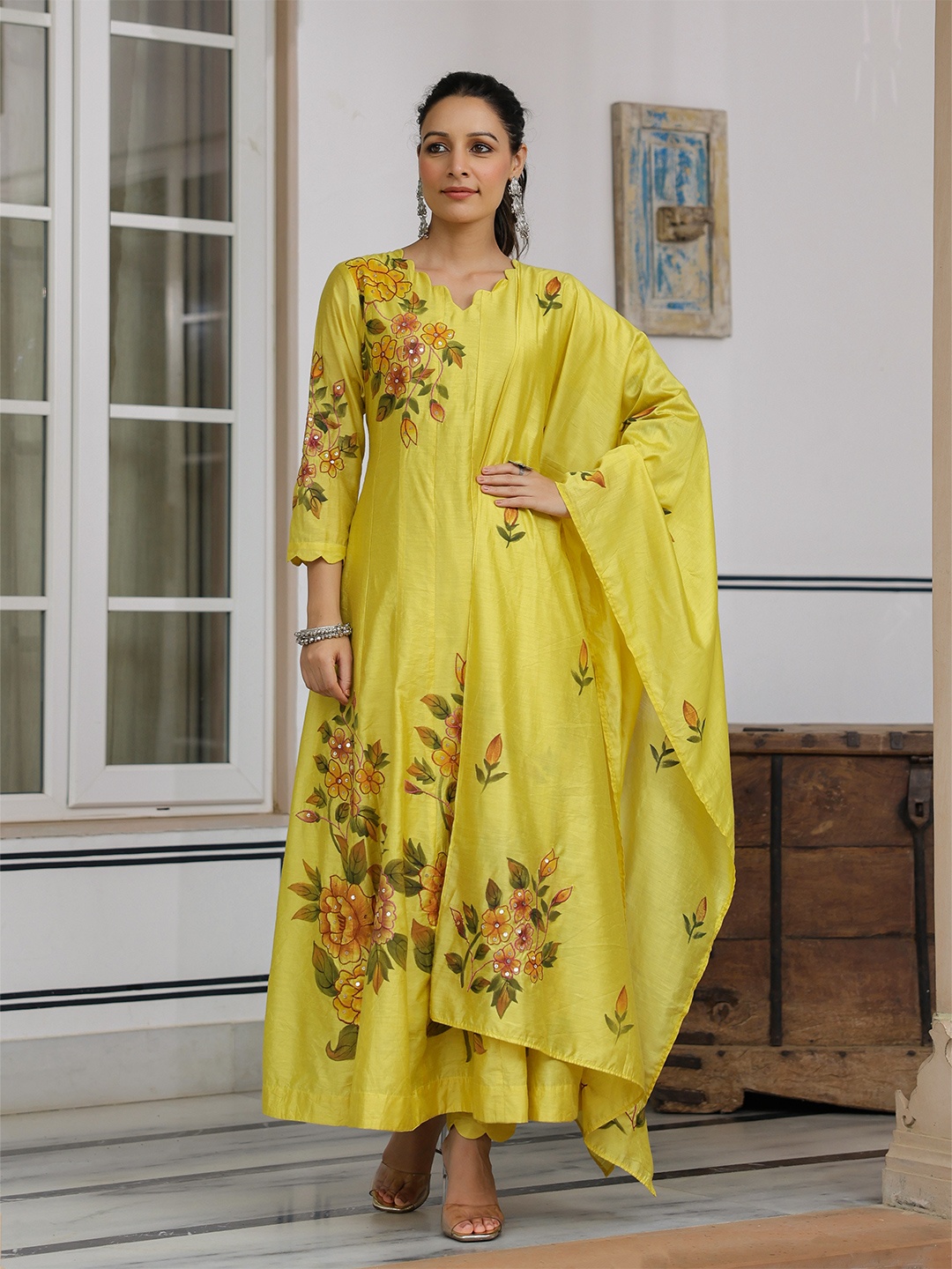 

FASHOR Women Floral Printed Panelled Sequinned Kurta with Trousers & Dupatta, Yellow