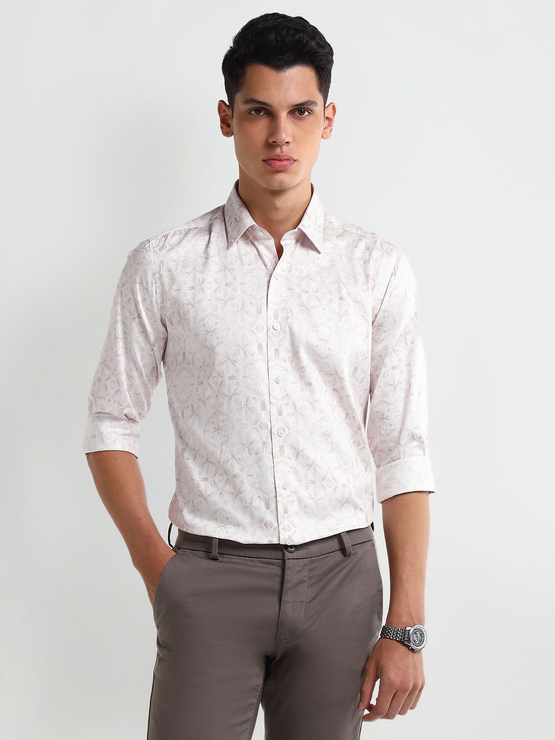 

Arrow Men Classic Spread Collar Geometric Printed Cotton Formal Shirt, Pink