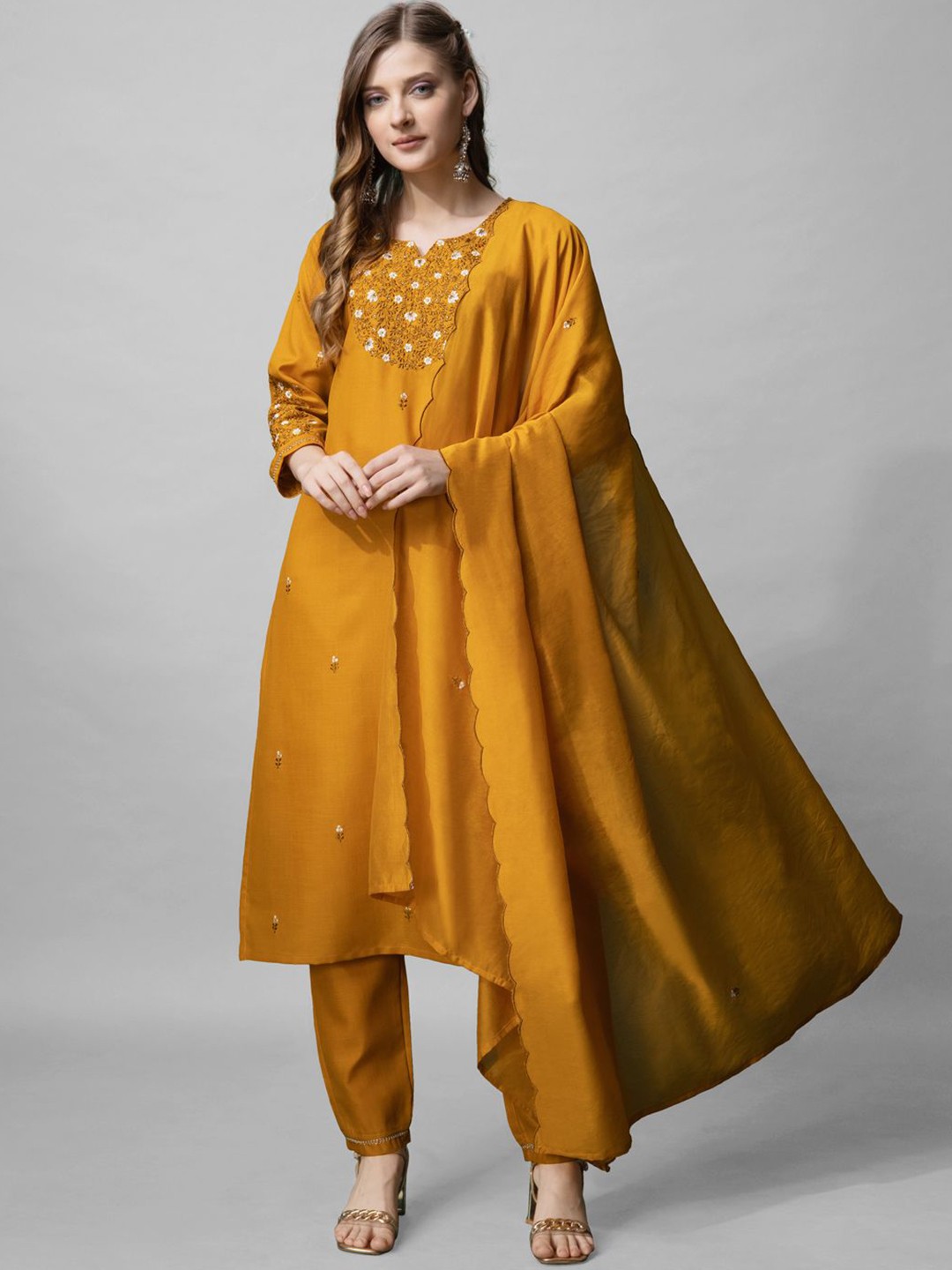 

WILNERCROWN Floral Embroidered Regular Thread Work Kurta With Trousers & Dupatta, Mustard