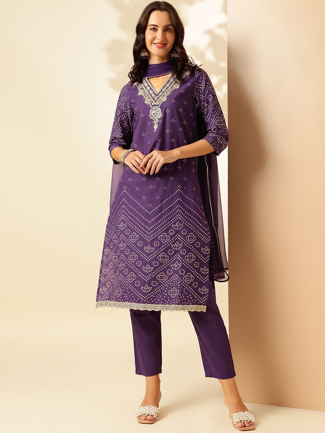 

Anouk Bandhani Embroidered Regular Thread Work Pure Cotton Kurta With Trousers & Dupatta, Purple