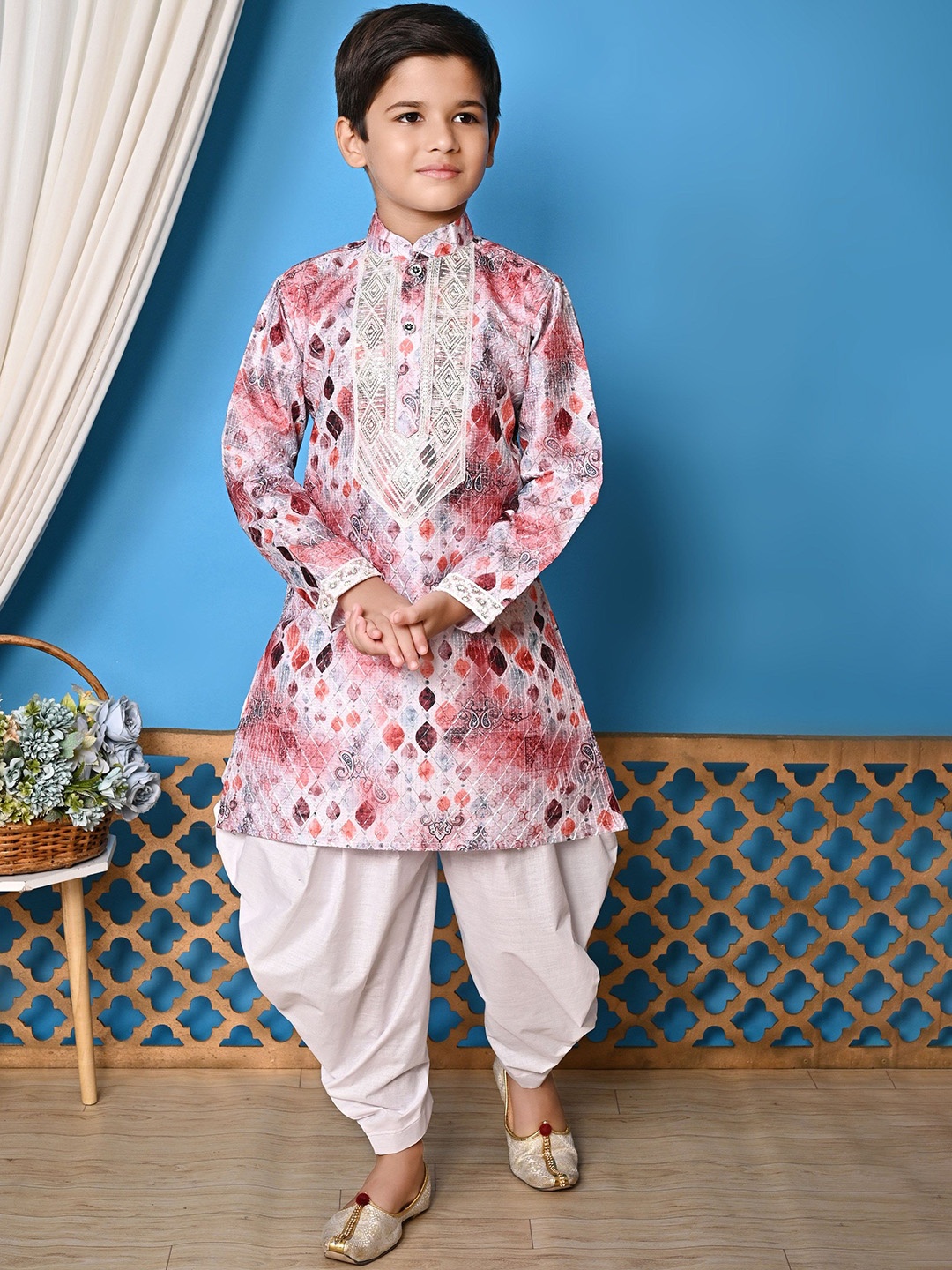 

NFC CREATION Boys Geometric Embroidered Kurta with Patiala, Peach